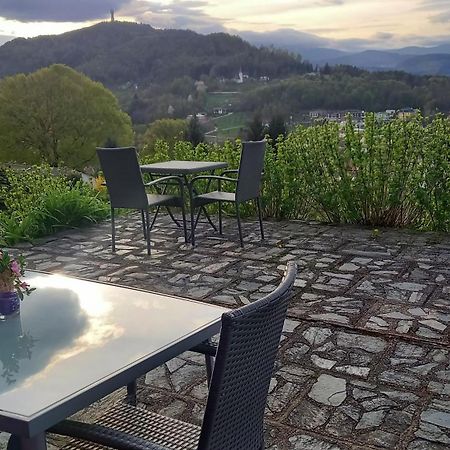 Haus Sonnenhang +Seeblick+Pool Райфниц Екстериор снимка
